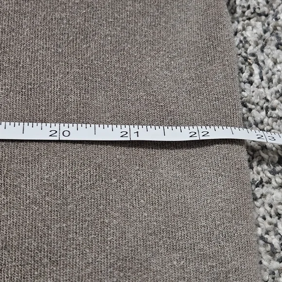 RED (Taylor's Version) Urban Outfitters Crewneck - Picture 13 of 16